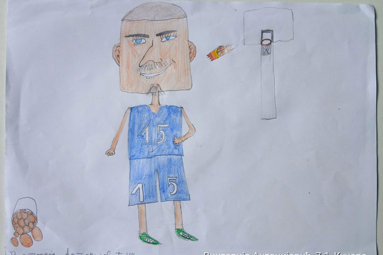 Карикатура 224: Никола Јокић Аутор: Викторија Антонијевић, 7/1 ОШ „Угрин Бранковић“, Кучево Ментор: Саша Драгојевић