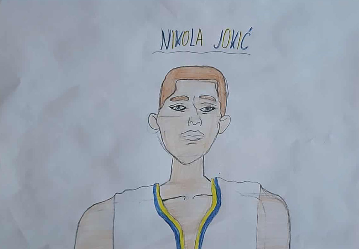 Карикатура 253: Никола Јокић Аутор: Катерина Вартелтзиду, 10 година Српска допунска школа, Грчка Ментор: Љубица Покрајац