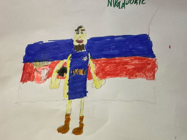 254 Карикатура 254: Никола Јокић Аутор: Константинос Фокиас, 10 година Српска допунска школа, Грчка Ментор: Љубица Покрајац